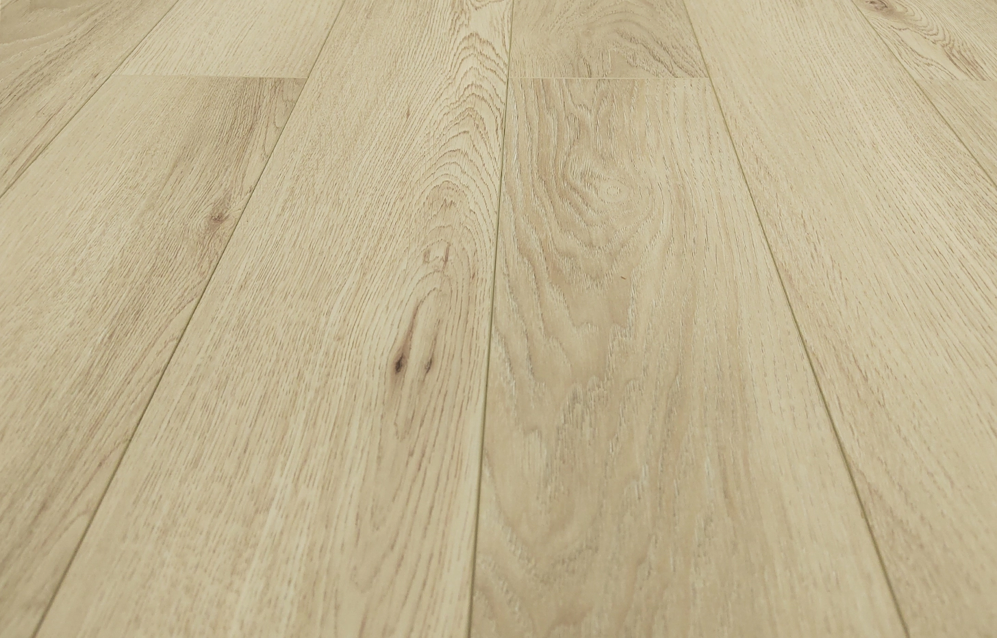 Ламинат Дуб Кловерфилд  фото 4